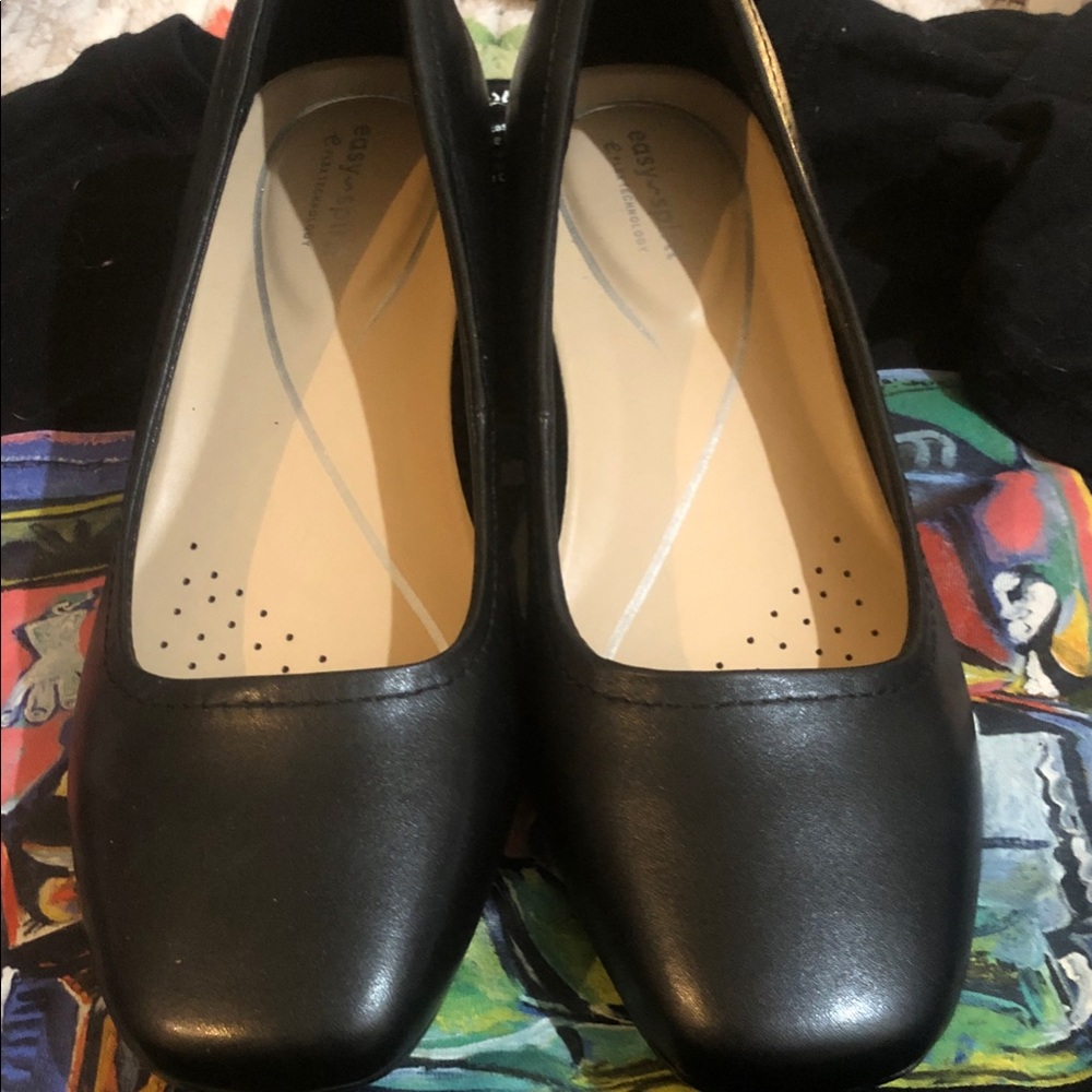 easy street Black Square-Toe Slip-On Flats